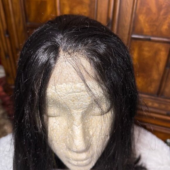 Freetress Equal 25" Susan Lace Front Shake-N-Go Color 1B Synthetic Wig - Picture 4 of 16